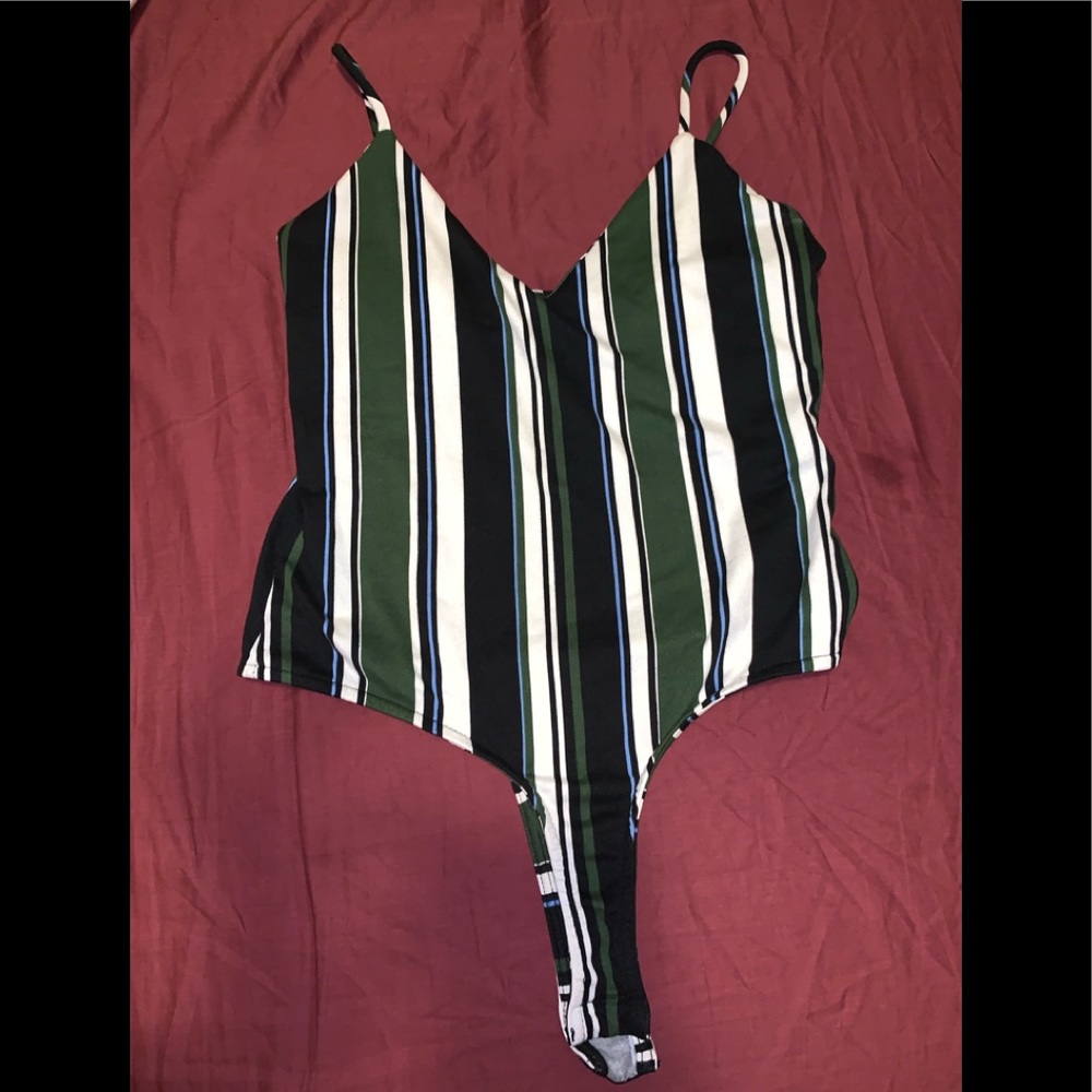 G by Guess Bodysuit size small